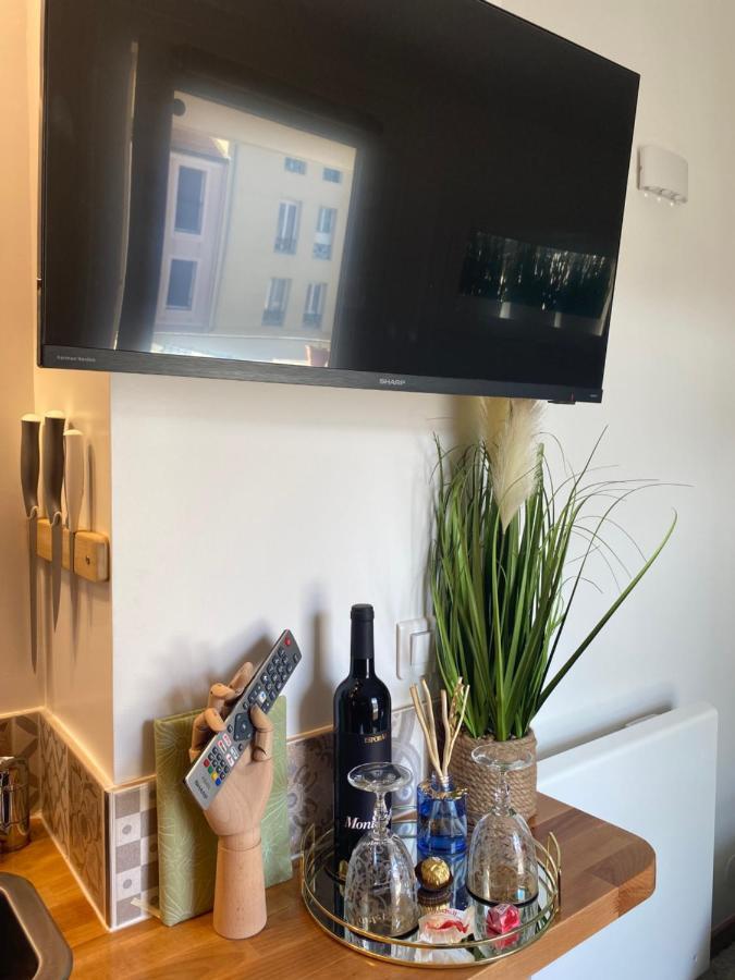 Ferienwohnung Paris-Zenith-Bienvenue-Terrasse-Netflix Pantin Exterior foto